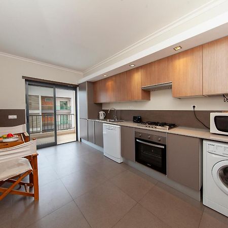 B04 - Luxury 2 Bed W Terrace Pool Apartment Lagos Luaran gambar