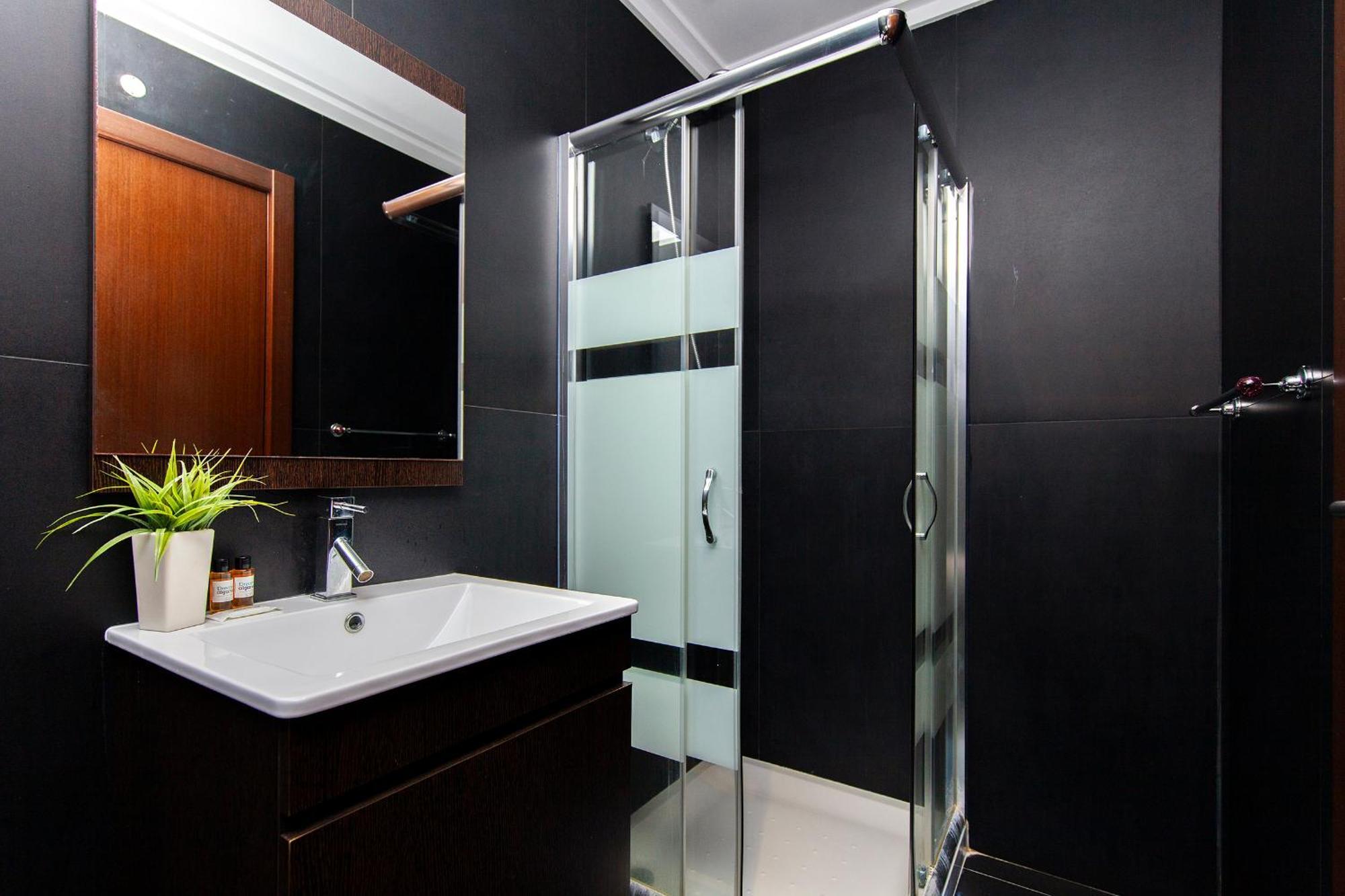 B04 - Luxury 2 Bed W Terrace Pool Apartment Lagos Luaran gambar